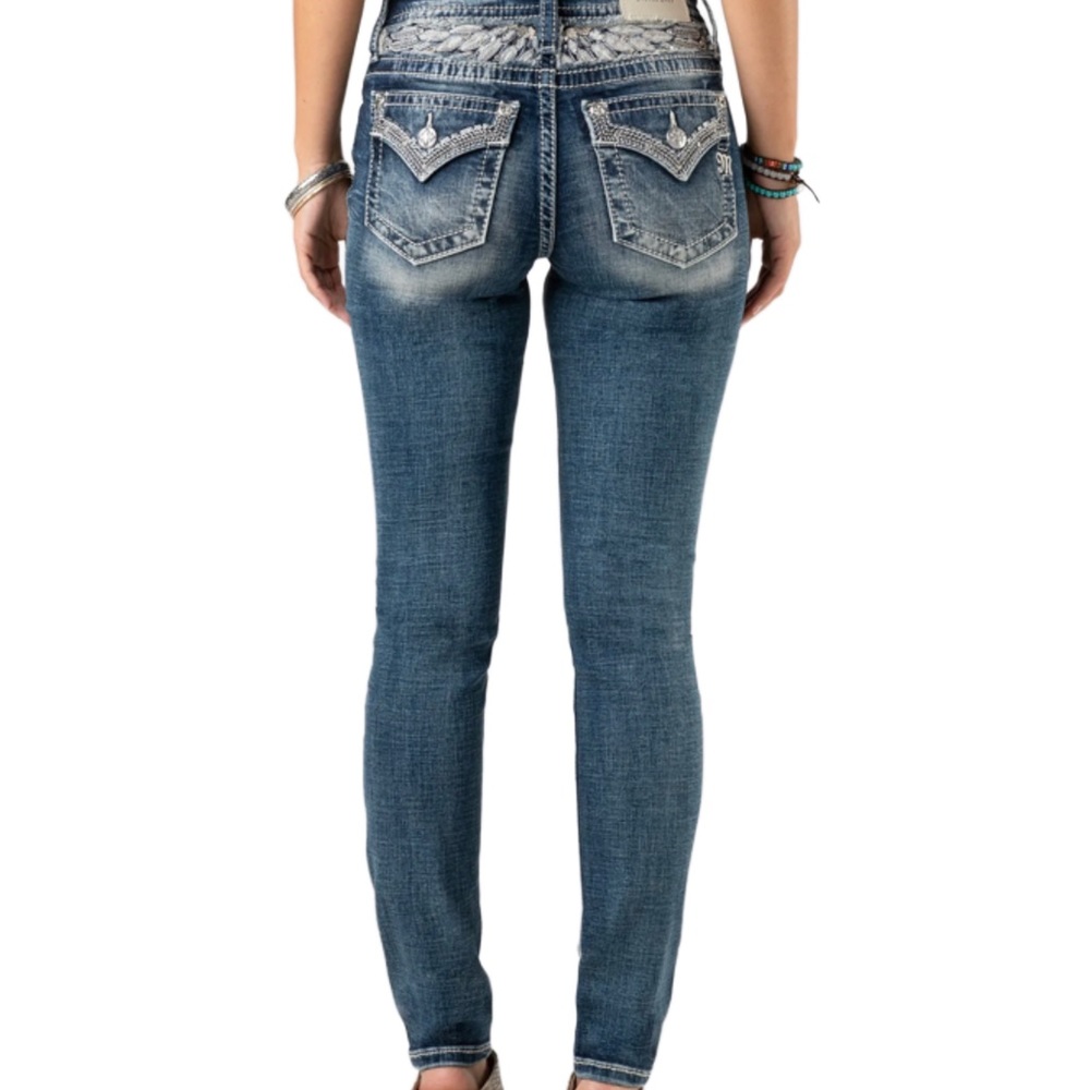 Miss Me Embroidered Wing Midrise Skinny